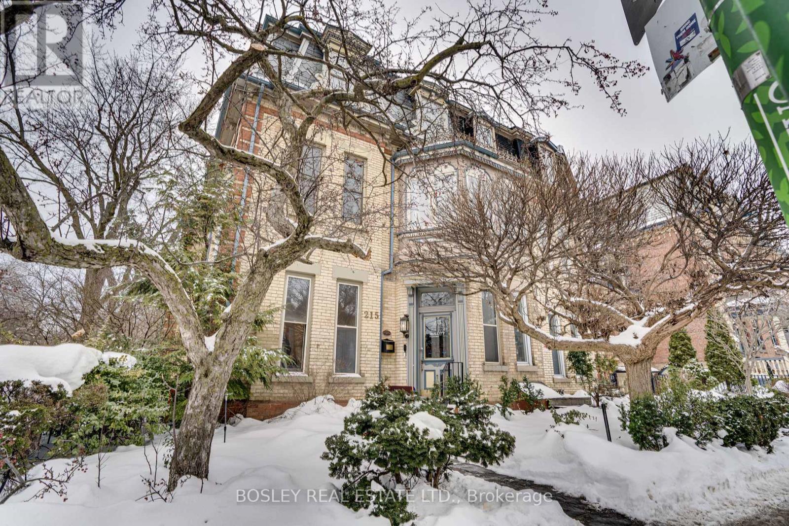 Unit 2 - 215 Carlton Street, Toronto, Ontario  M5A 2K9 - Photo 1 - C12792078