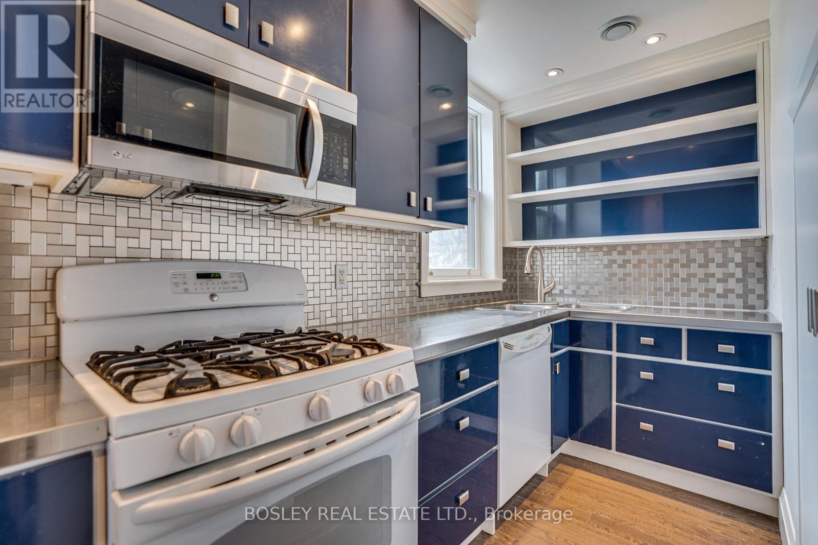 Unit 2 - 215 Carlton Street, Toronto, Ontario  M5A 2K9 - Photo 12 - C12792078