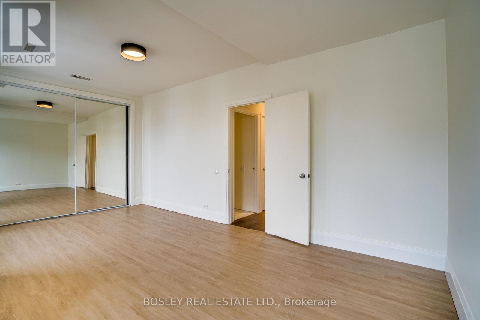 Unit 2 - 215 Carlton Street, Toronto, Ontario  M5A 2K9 - Photo 18 - C12792078