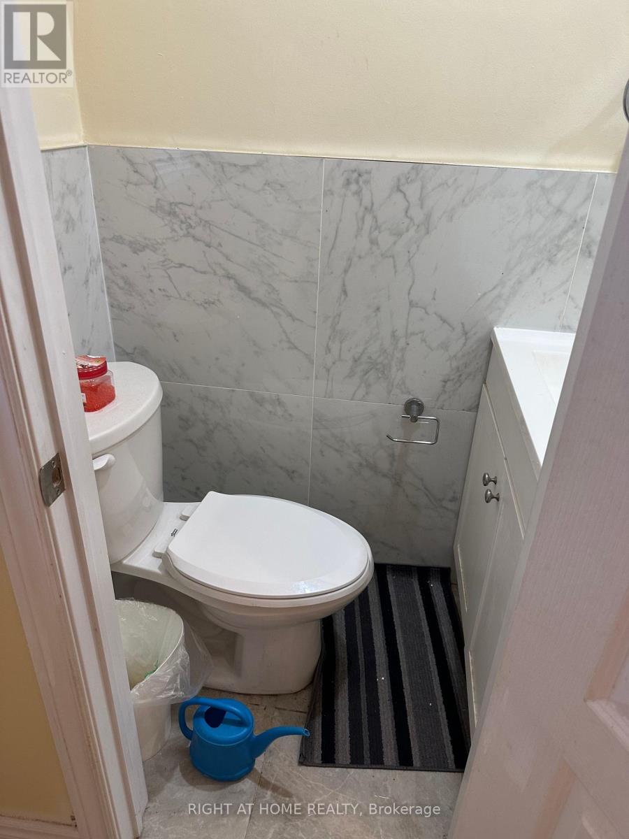 91 Westcroft Drive, Toronto (West Hill), Ontario  M1E 3A4 - Photo 7 - E12792024