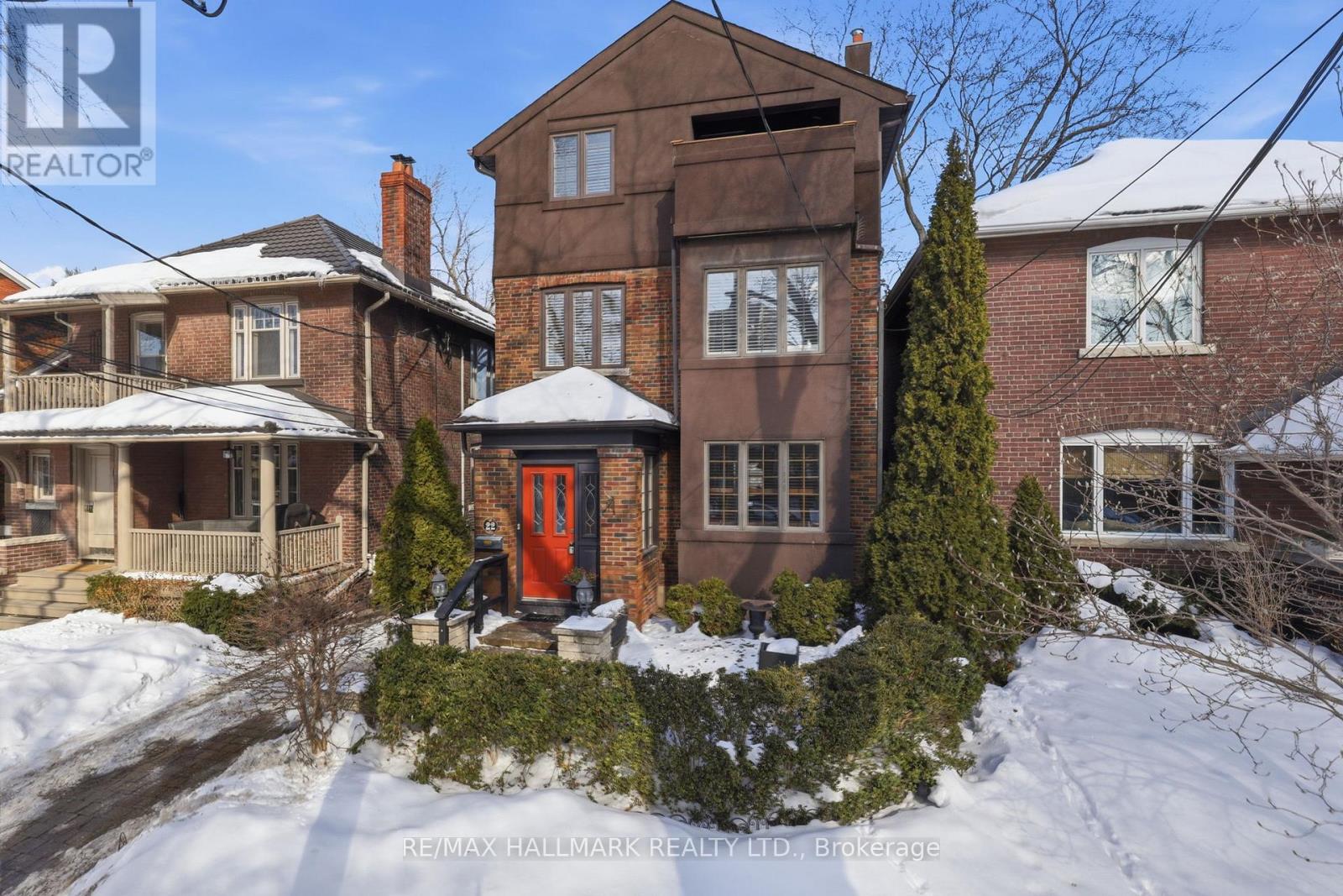 22 CHESTER HILL ROAD, Toronto, Ontario