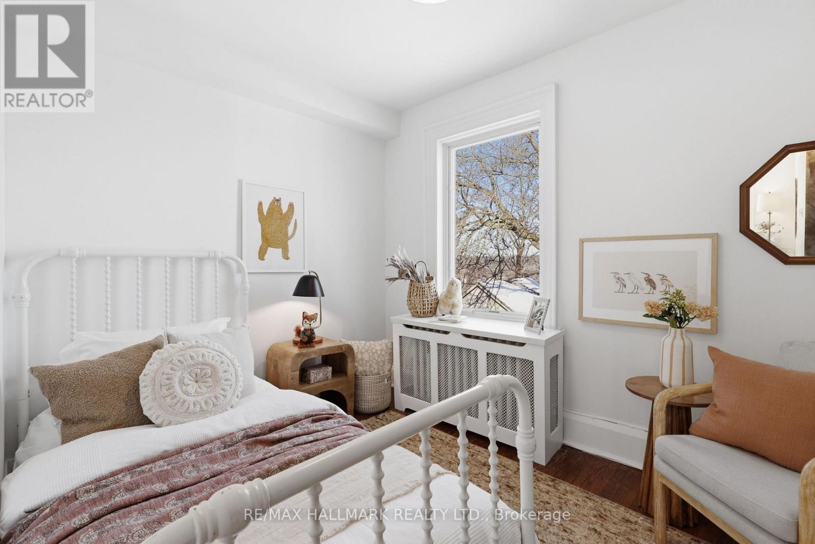 22 Chester Hill Road, Toronto, Ontario  M4K 1X3 - Photo 16 - E12792068