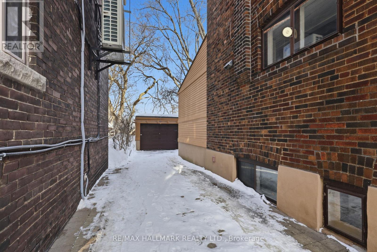 22 Chester Hill Road, Toronto, Ontario  M4K 1X3 - Photo 36 - E12792068