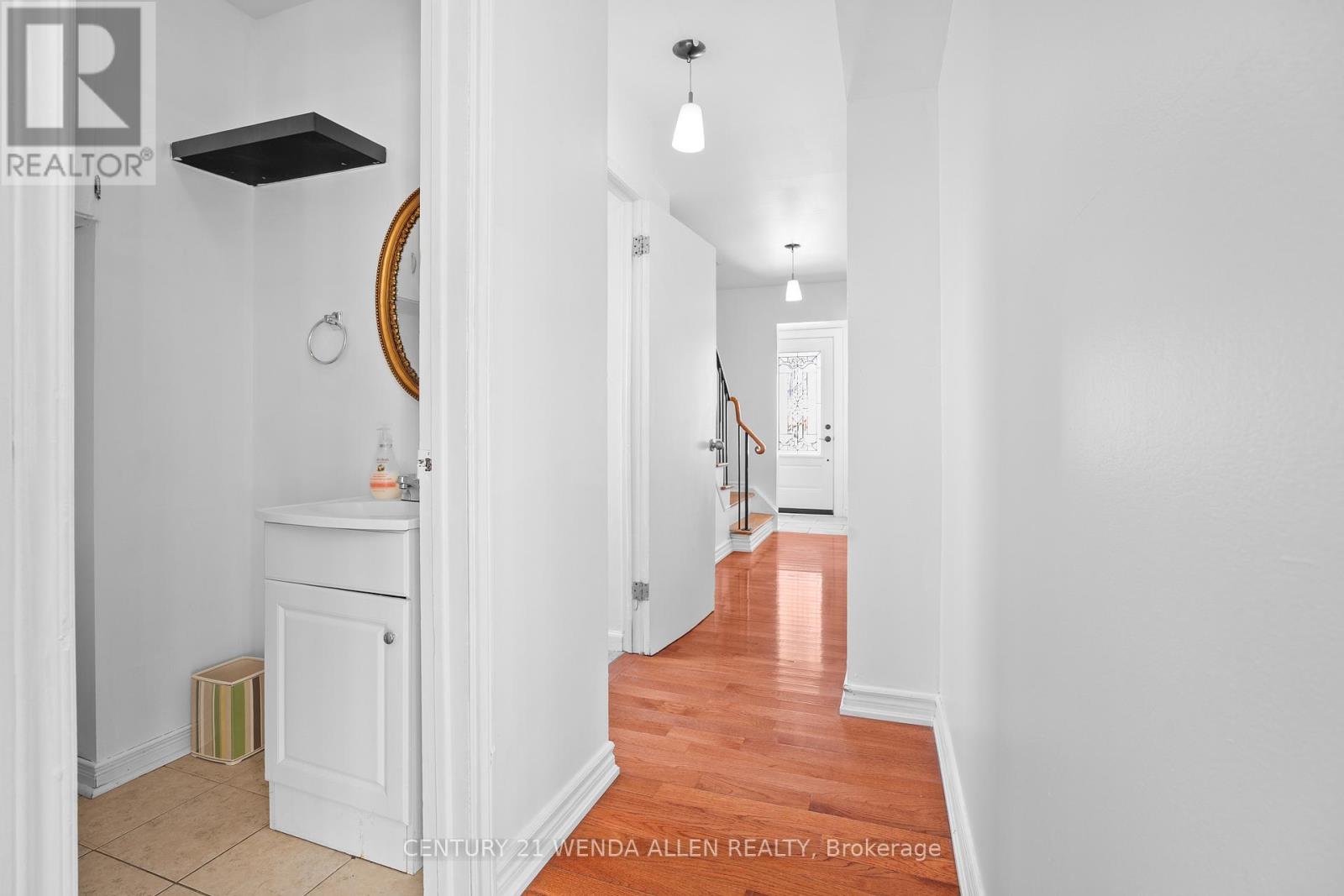 403 Fleetwood Drive, Oshawa (Eastdale), Ontario  L1K 1C2 - Photo 15 - E12792080