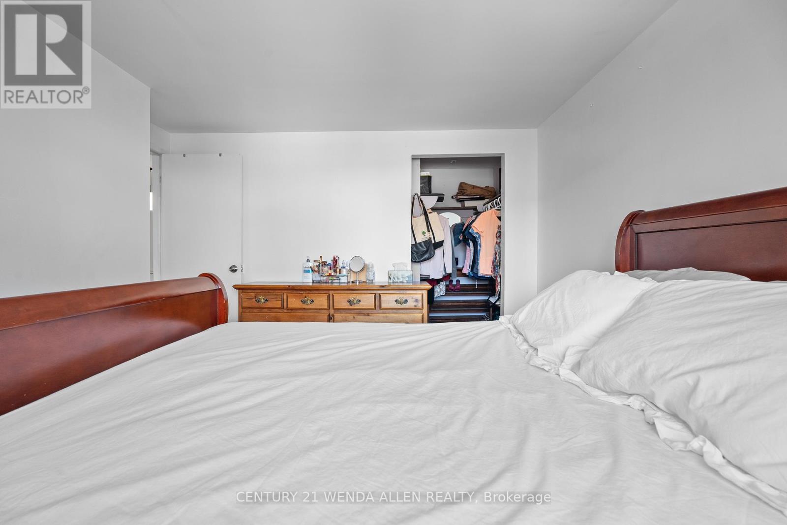 403 Fleetwood Drive, Oshawa (Eastdale), Ontario  L1K 1C2 - Photo 24 - E12792080