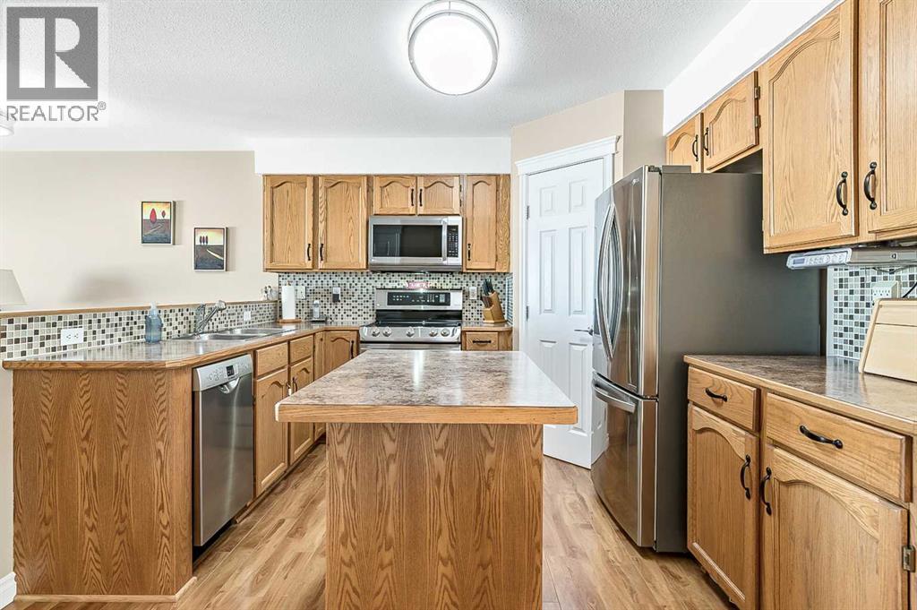 142 Freeman Way Nw, High River, Alberta  T1V 1V4 - Photo 6 - A2285593