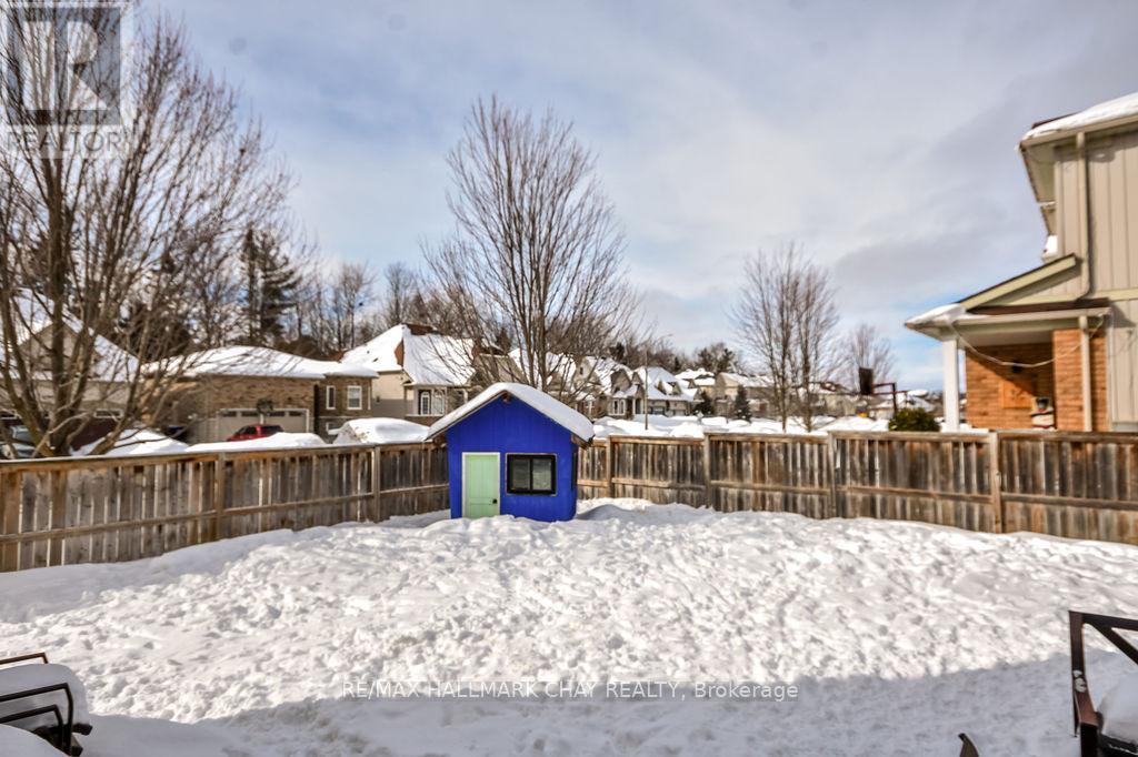 212 Maplewood Drive, Essa (Angus), Ontario  L0L 1B4 - Photo 28 - N12792042