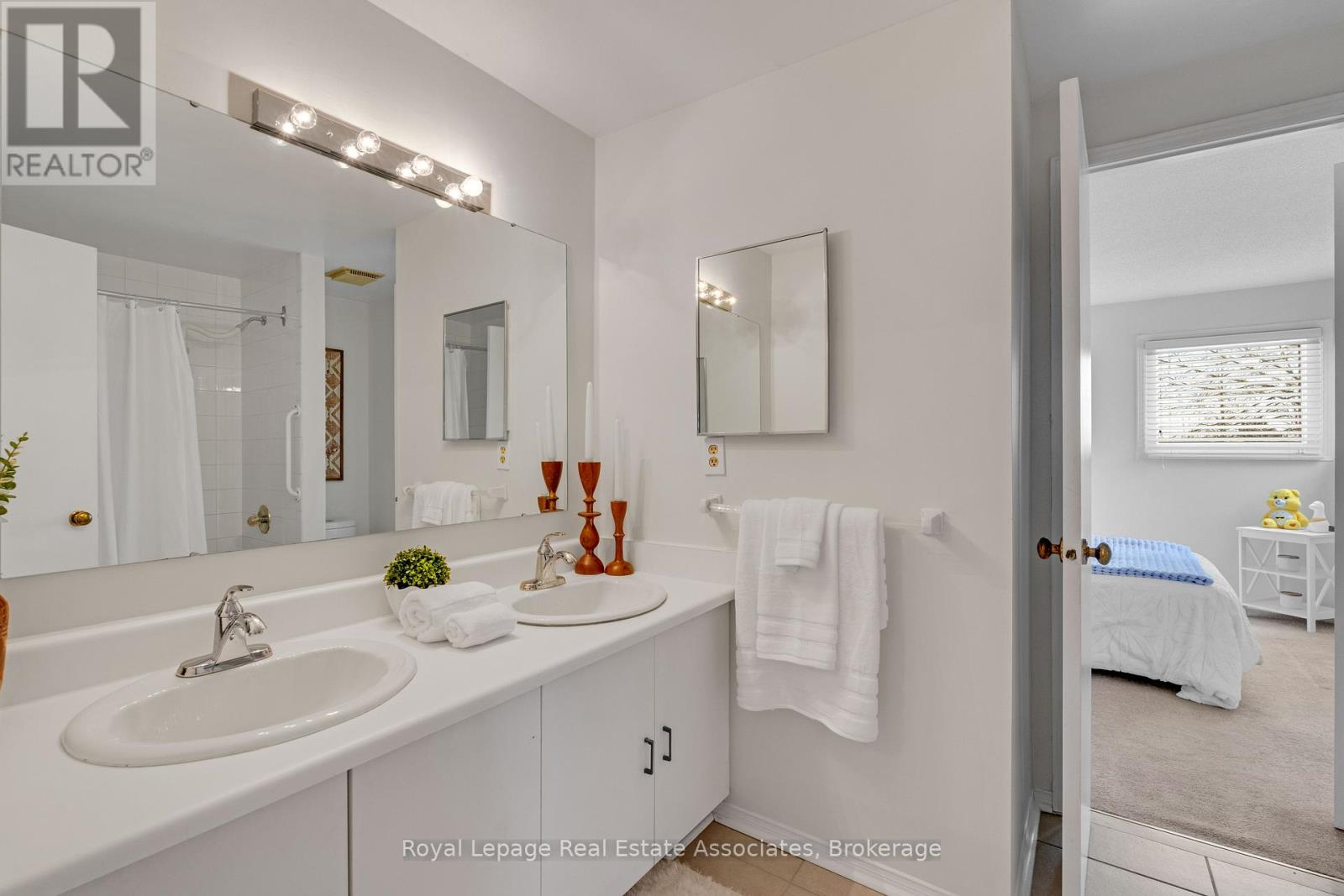 54 - 3510 South Millway, Mississauga, Ontario  L5L 3T9 - Photo 7 - W12792082