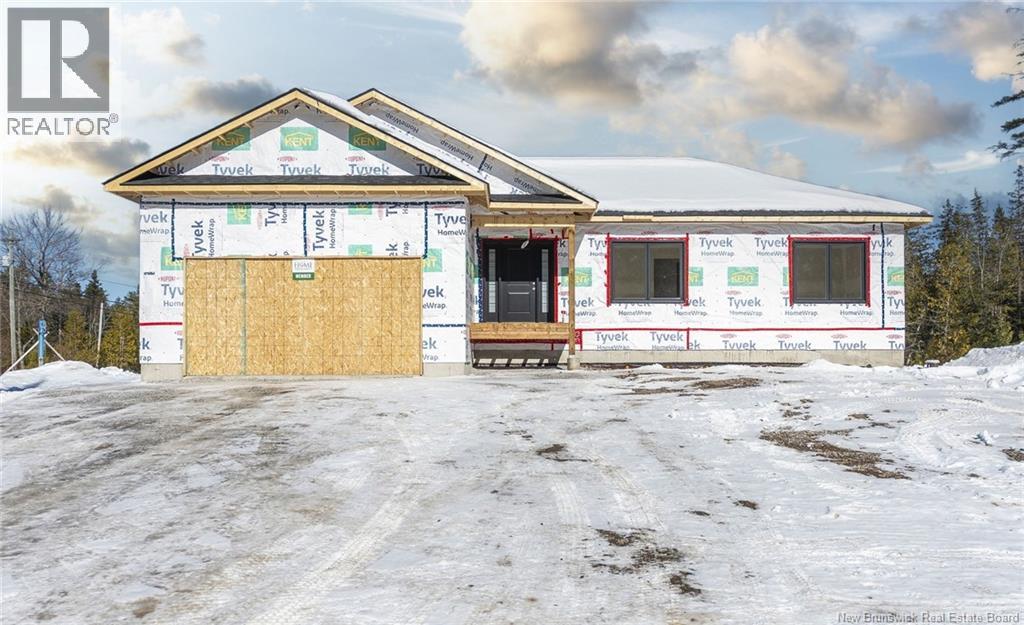 5 Leighfield Drive, Quispamsis, New Brunswick  E2S 0E3 - Photo 1 - NB131270