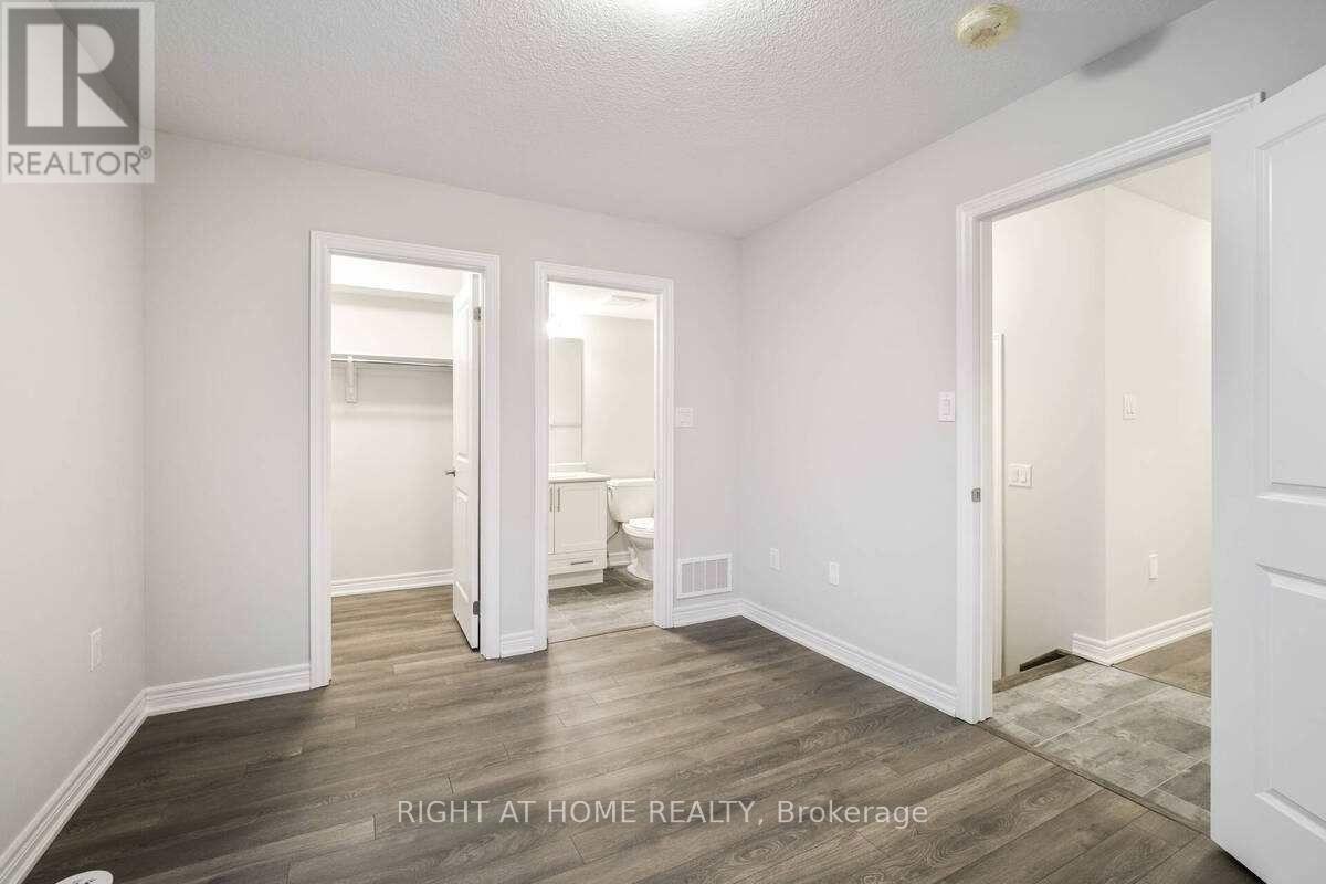 8 Rapids Lane, Hamilton, Ontario  L8K 0A3 - Photo 7 - X12792028