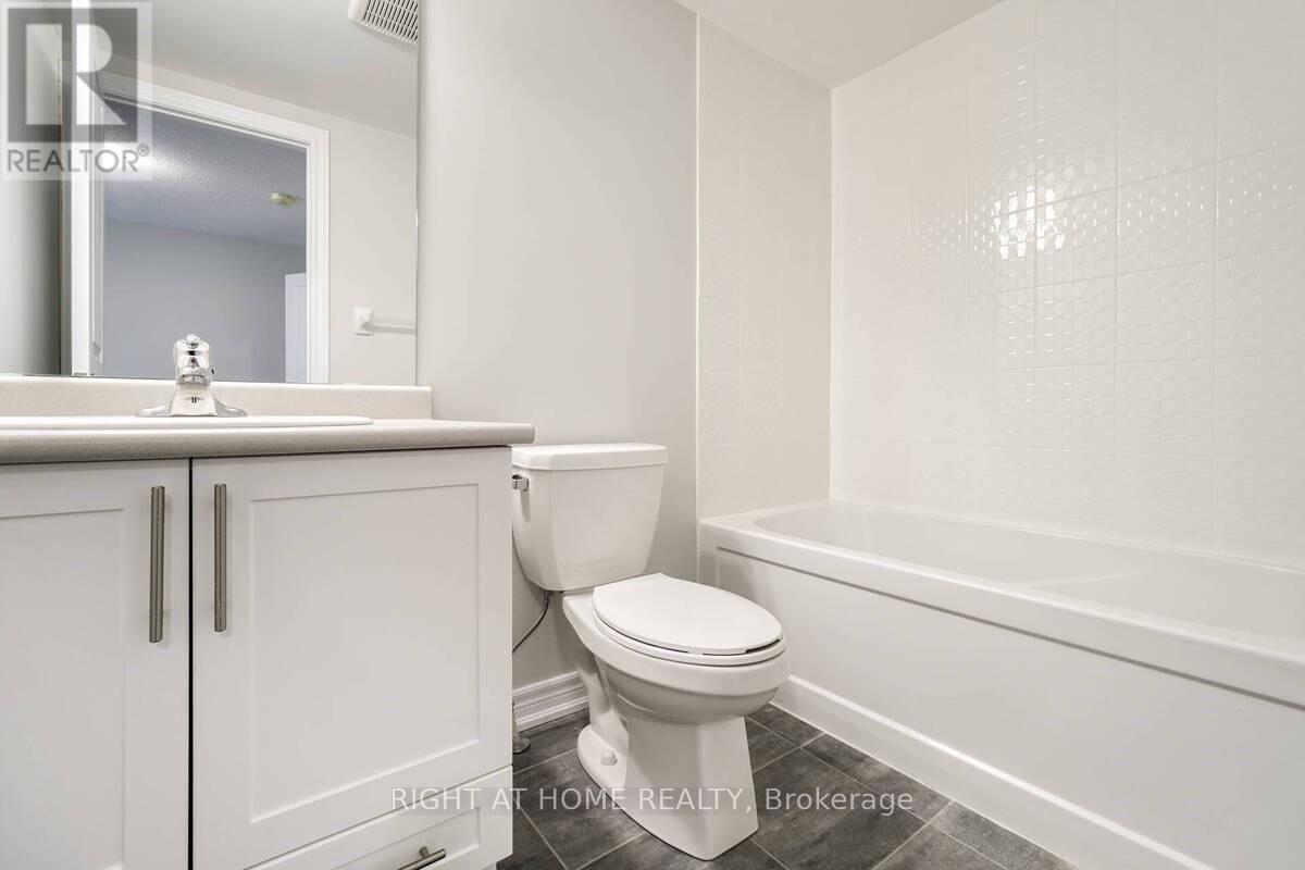 8 Rapids Lane, Hamilton, Ontario  L8K 0A3 - Photo 8 - X12792028