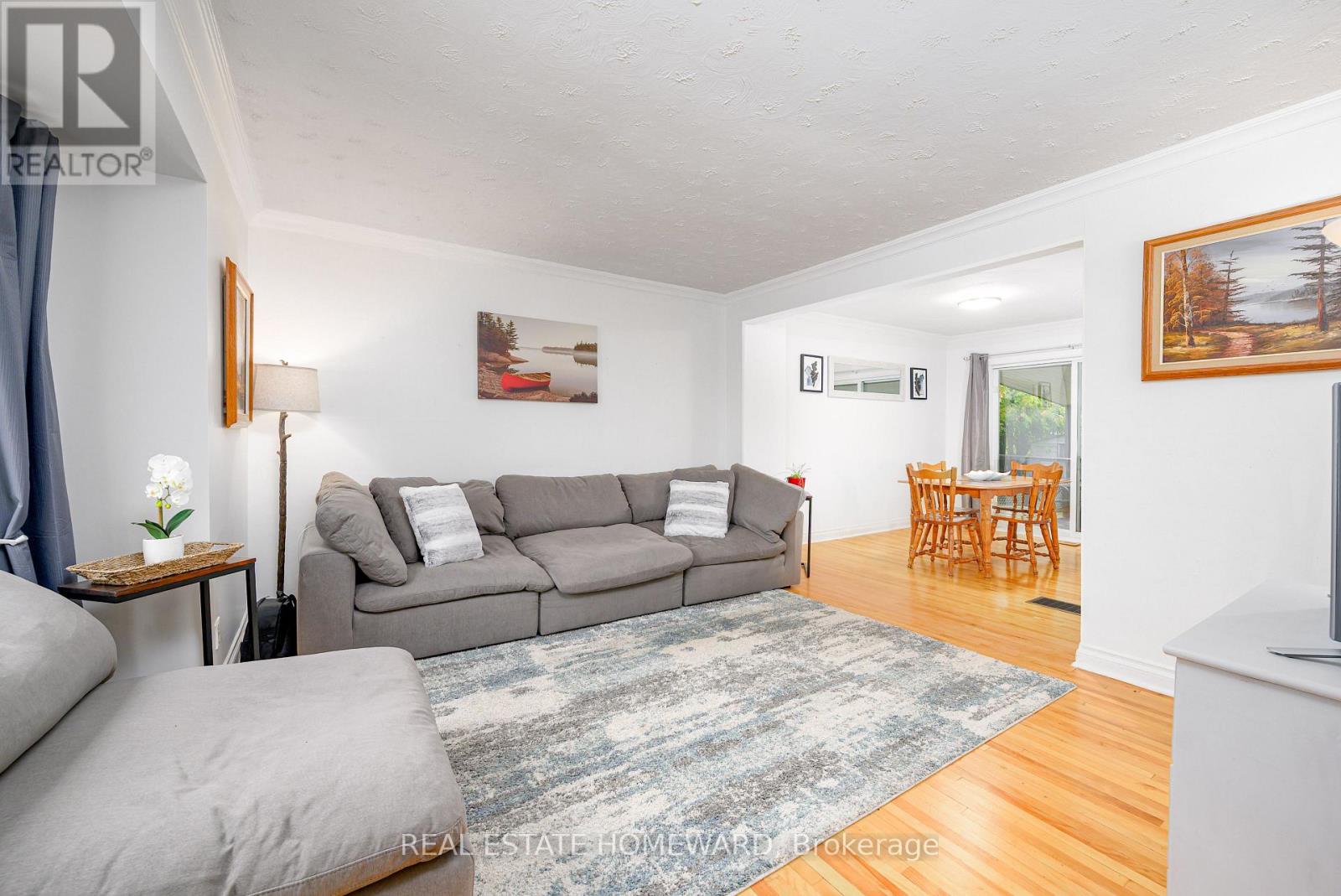 521 O'connell Road, Peterborough, Ontario  K9J 4E2 - Photo 5 - X12792074