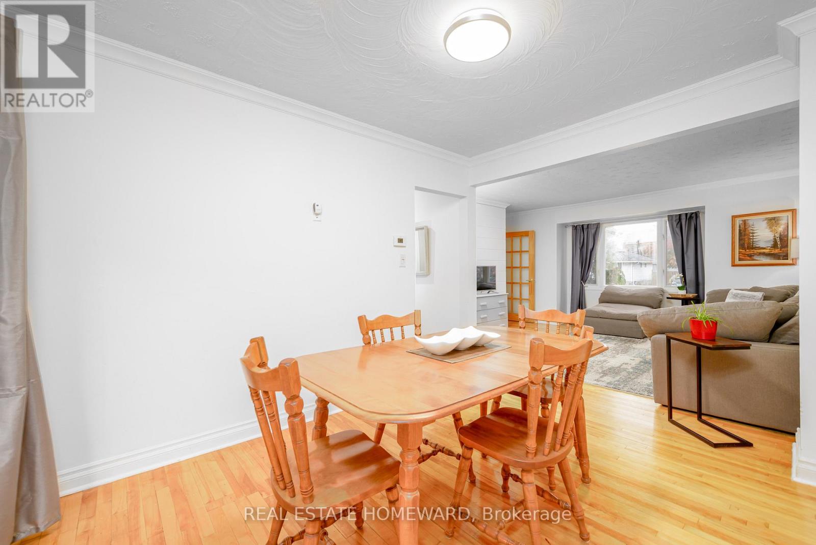 521 O'connell Road, Peterborough, Ontario  K9J 4E2 - Photo 7 - X12792074