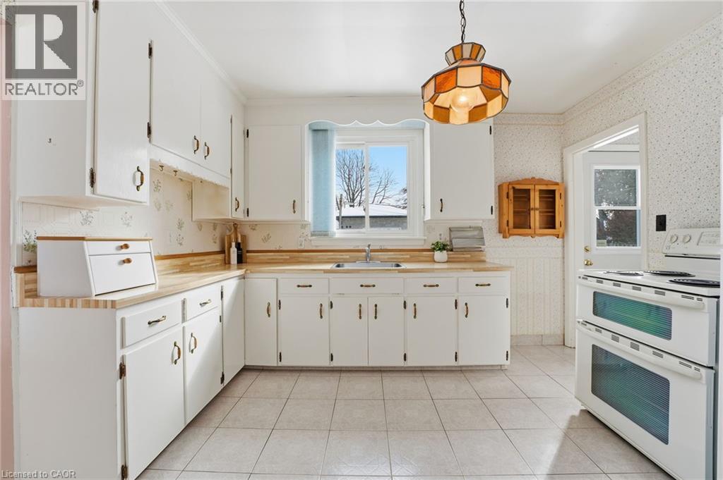 42 Gilbert Avenue, Ancaster, Ontario  L9G 1R4 - Photo 10 - 40804090