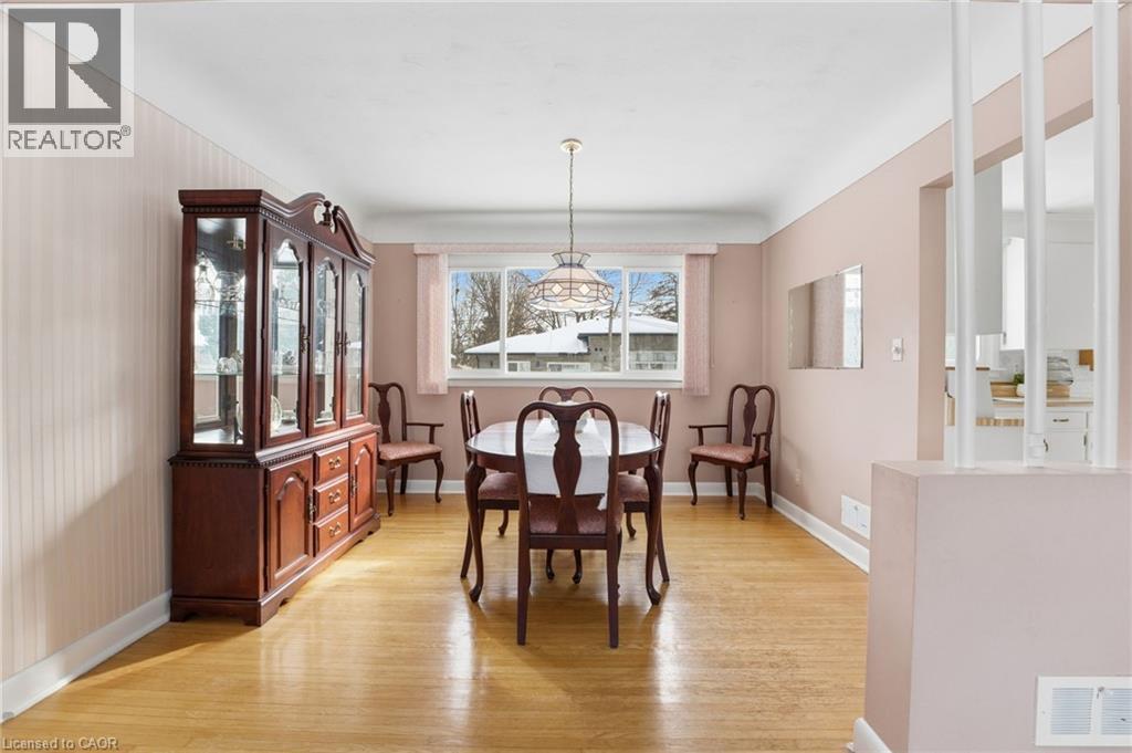 42 Gilbert Avenue, Ancaster, Ontario  L9G 1R4 - Photo 8 - 40804090