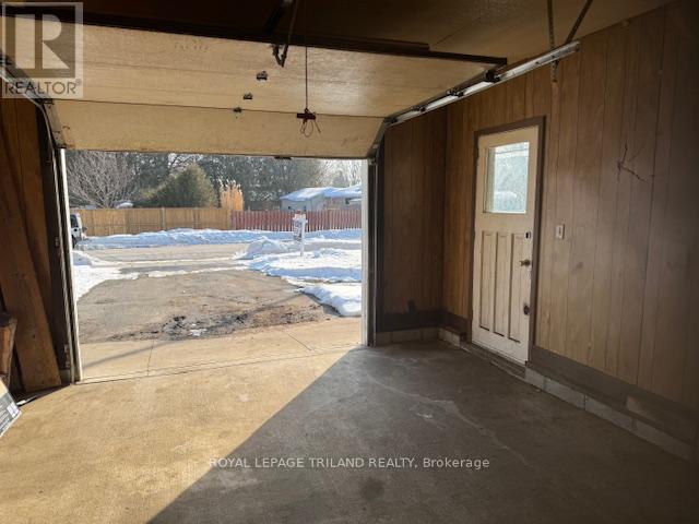 154 Ross Avenue, Thames Centre, Ontario  N0L 1G1 - Photo 21 - X12789404