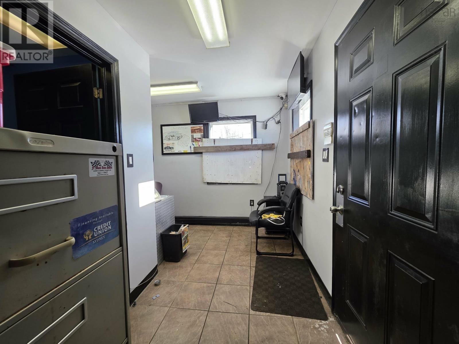 25 Welton Street, Sydney, Nova Scotia  B1P 0C8 - Photo 14 - 202602810