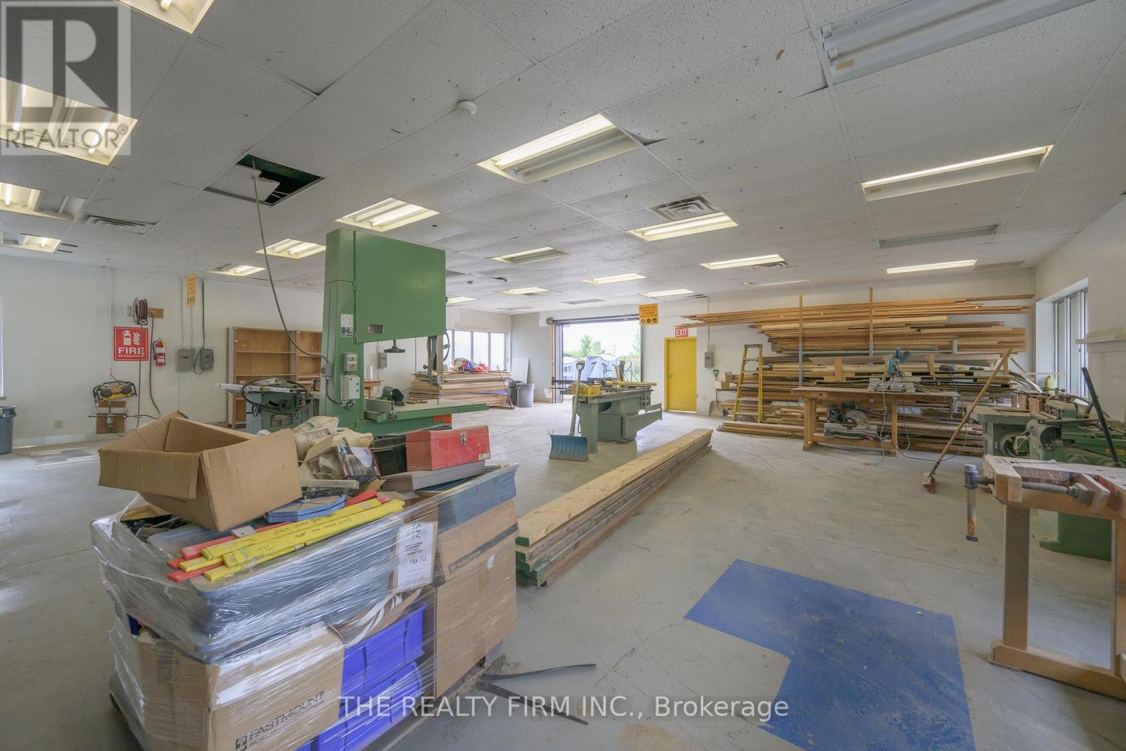 11 Barrie Boulevard, St. Thomas, Ontario  N5P 4B9 - Photo 35 - X12792098