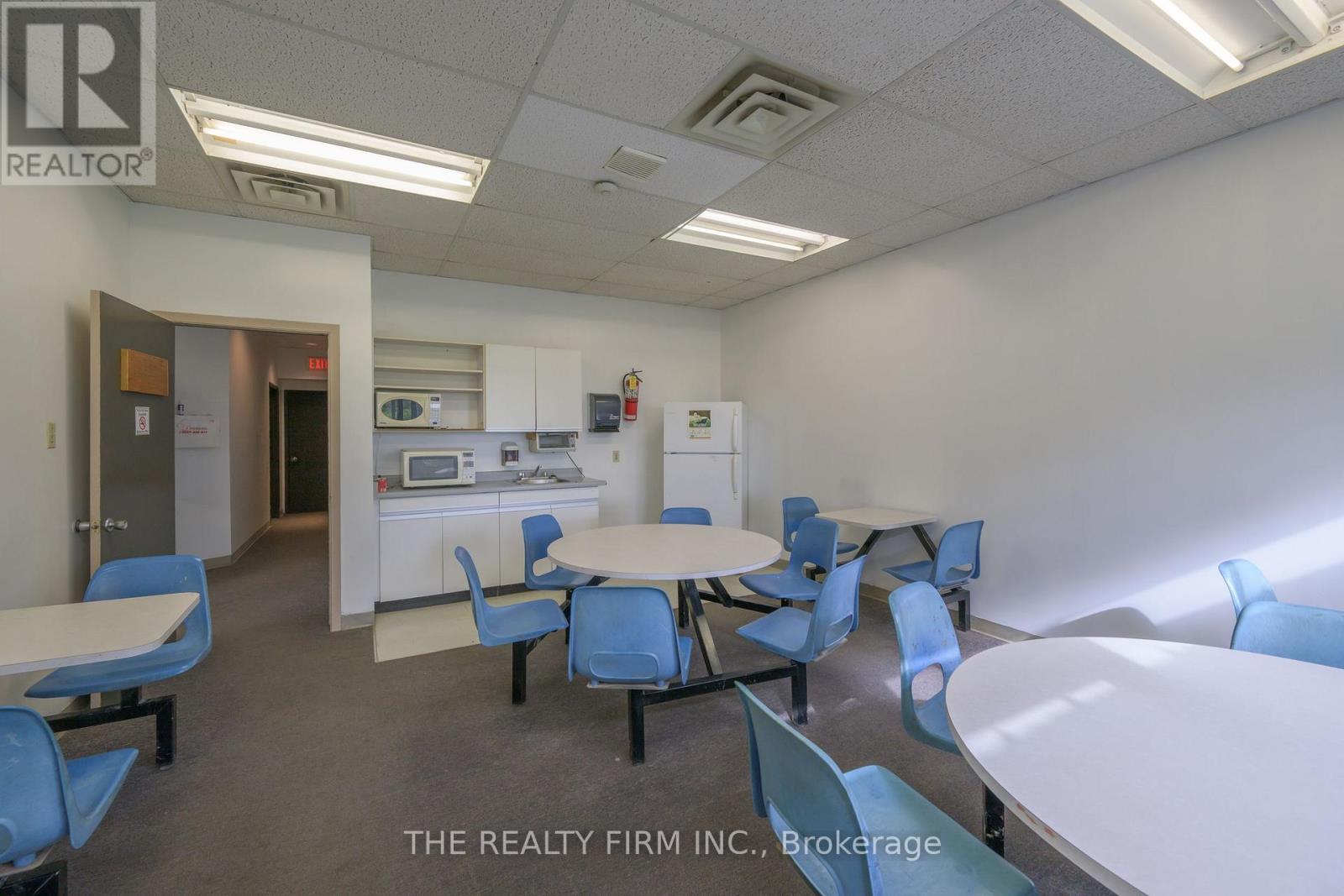 11 Barrie Boulevard, St. Thomas, Ontario  N5P 4B9 - Photo 39 - X12792098