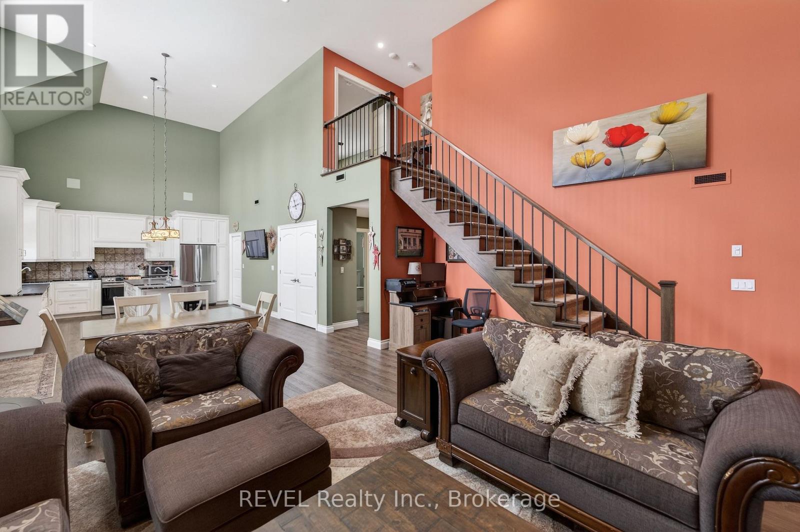 573 Canboro Road, Pelham, Ontario  L0S 1C0 - Photo 10 - X12792154