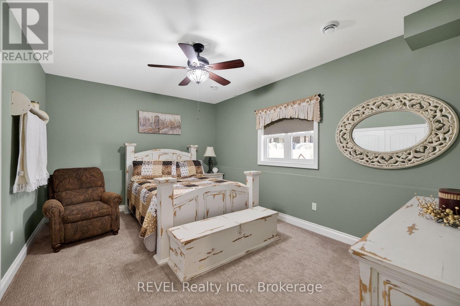 573 Canboro Road, Pelham, Ontario  L0S 1C0 - Photo 15 - X12792154