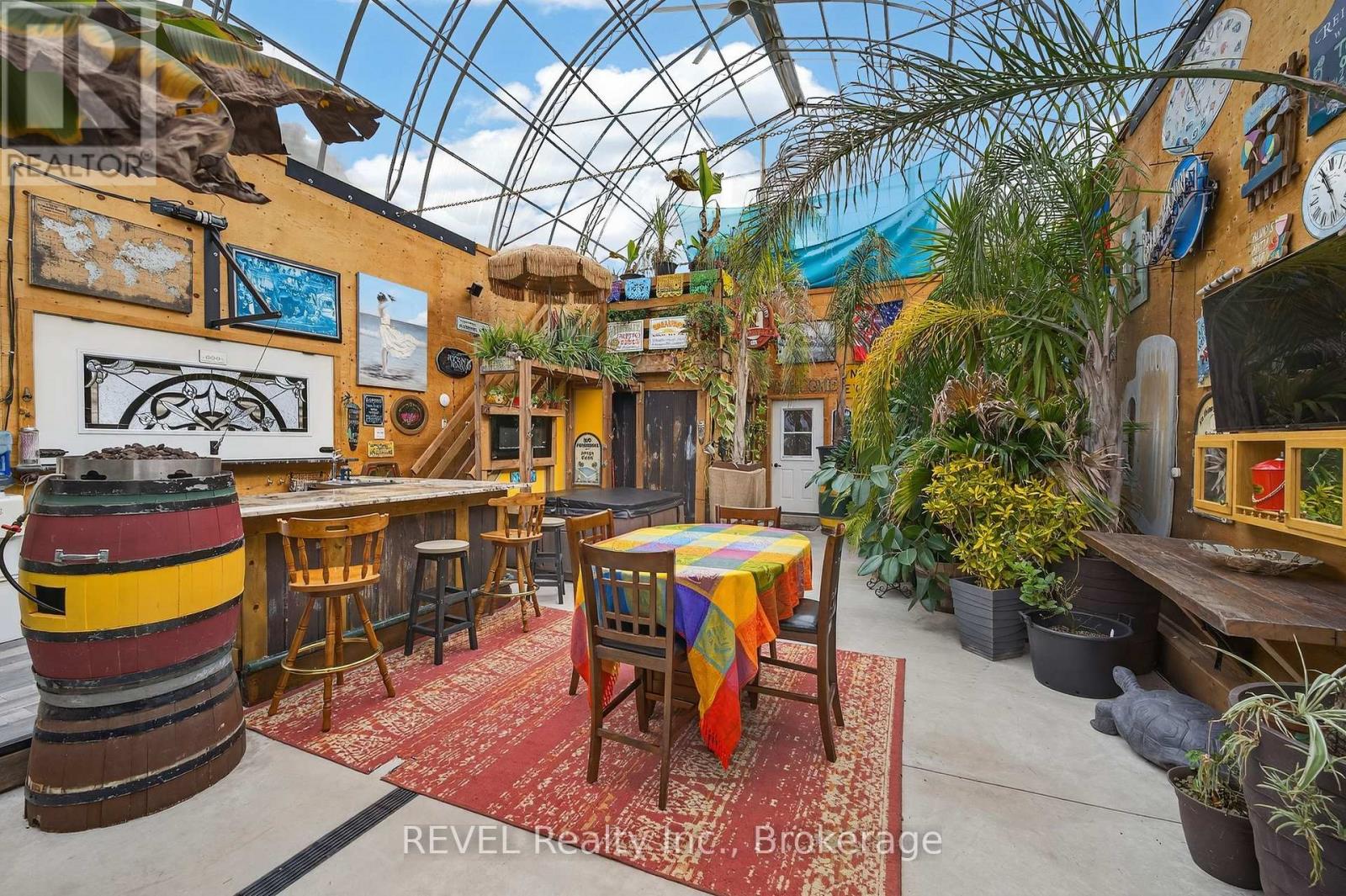 573 Canboro Road, Pelham, Ontario  L0S 1C0 - Photo 35 - X12792154