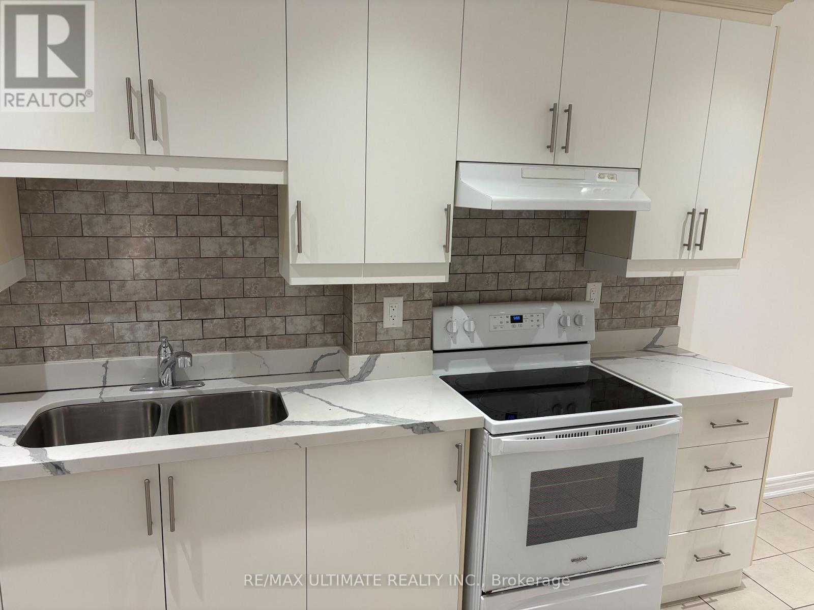 Lower - 1269 Dufferin Street, Toronto, Ontario  M6H 4C2 - Photo 11 - W12703084