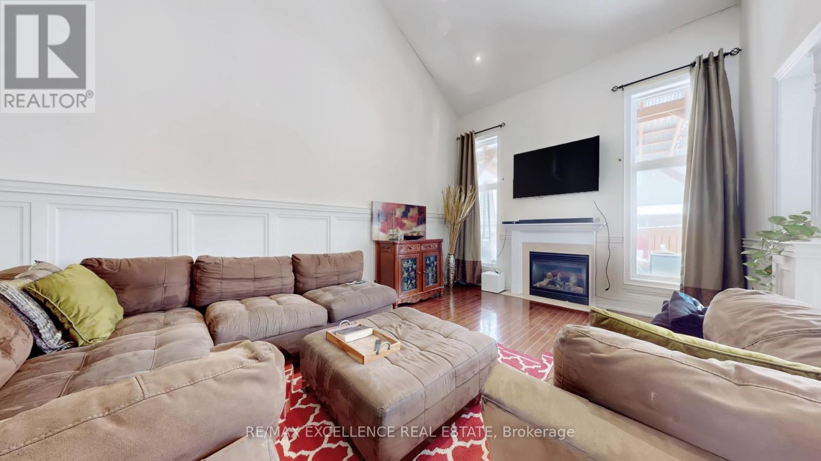 68 Bluffwood Crescent, Brampton, Ontario  L6P 2P3 - Photo 7 - W12785954