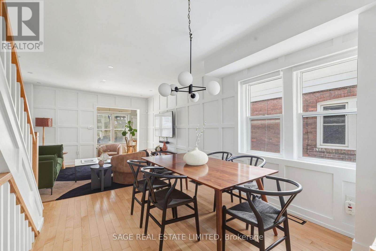 107 Hiltz Avenue, Toronto, Ontario  M4L 2N7 - Photo 14 - E12792152