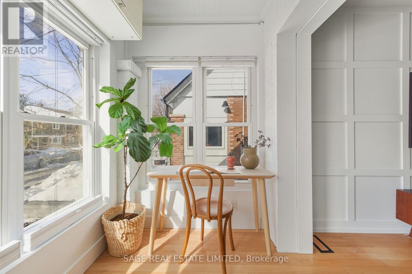 107 Hiltz Avenue, Toronto, Ontario  M4L 2N7 - Photo 2 - E12792152