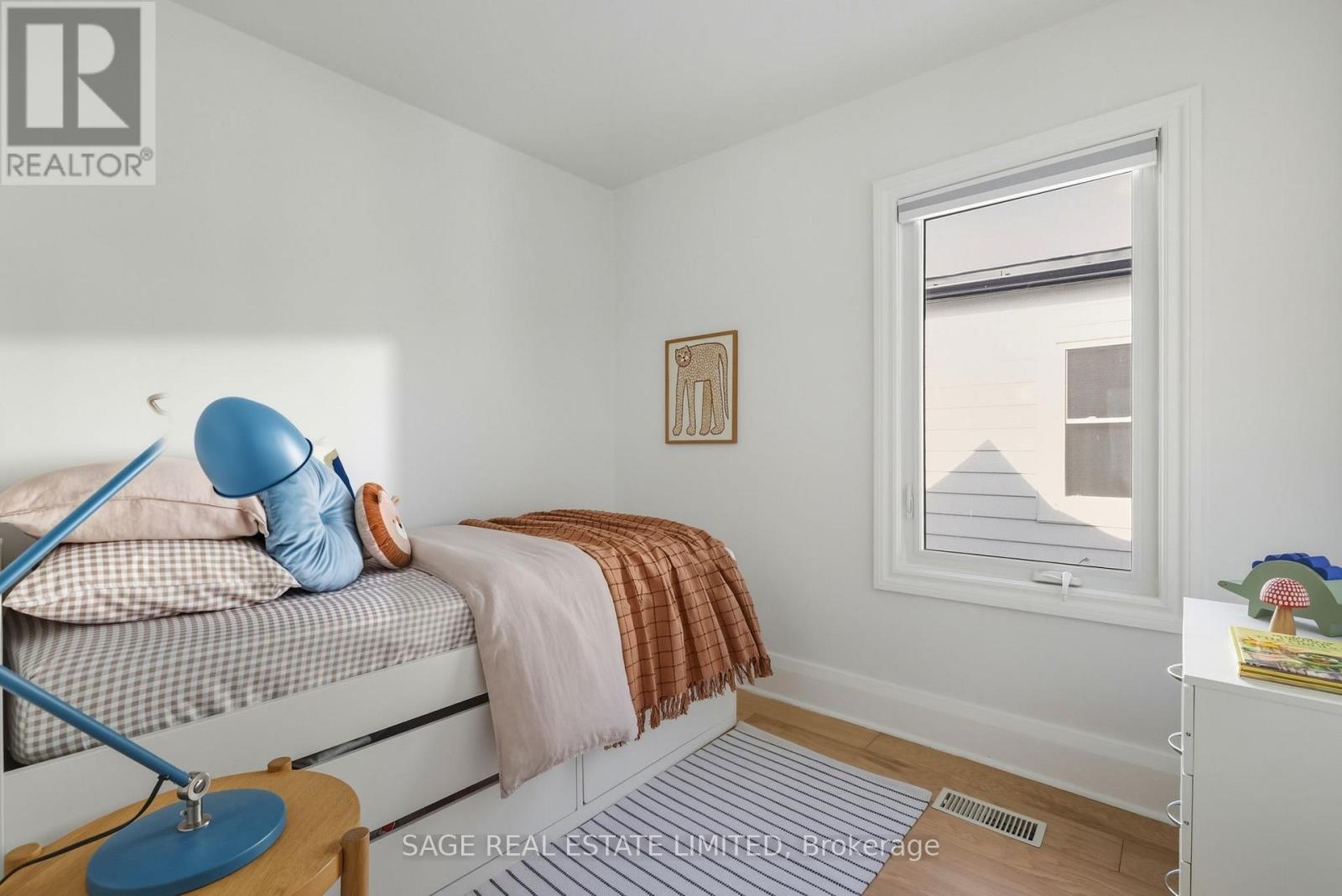 107 Hiltz Avenue, Toronto, Ontario  M4L 2N7 - Photo 22 - E12792152