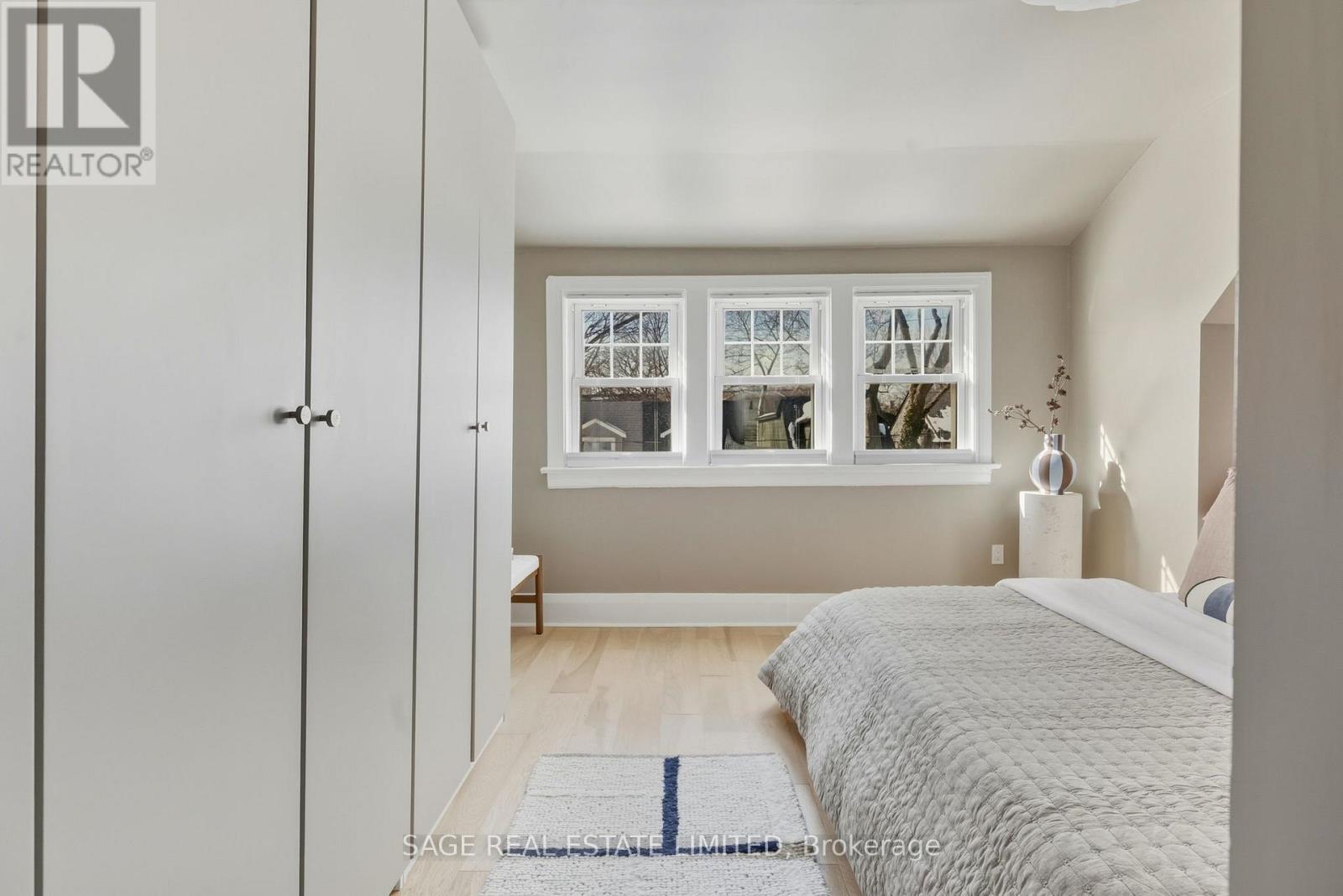 107 Hiltz Avenue, Toronto, Ontario  M4L 2N7 - Photo 24 - E12792152