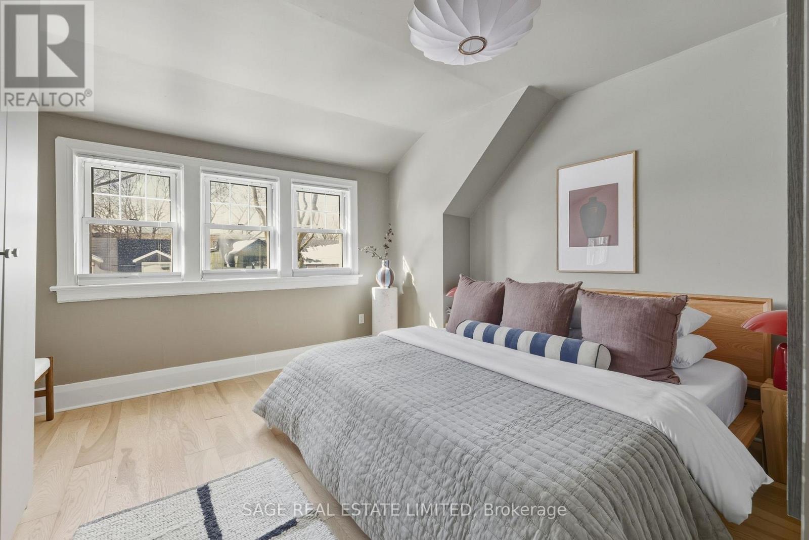 107 Hiltz Avenue, Toronto, Ontario  M4L 2N7 - Photo 25 - E12792152