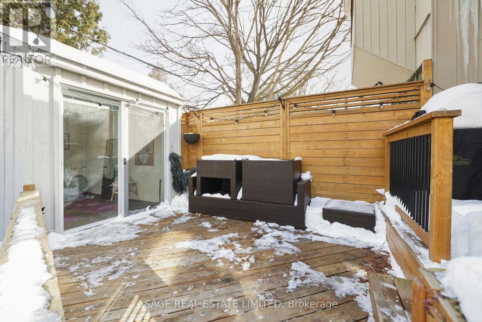 107 Hiltz Avenue, Toronto, Ontario  M4L 2N7 - Photo 37 - E12792152