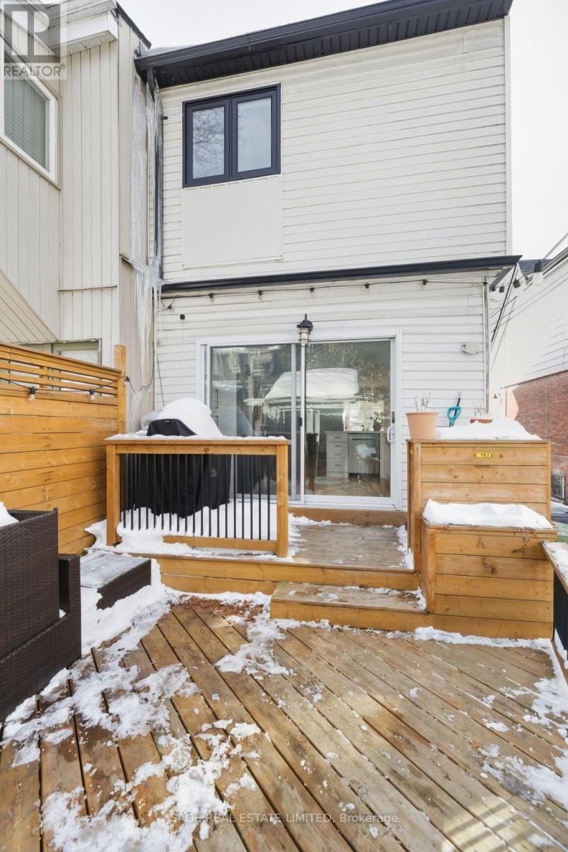 107 Hiltz Avenue, Toronto, Ontario  M4L 2N7 - Photo 43 - E12792152