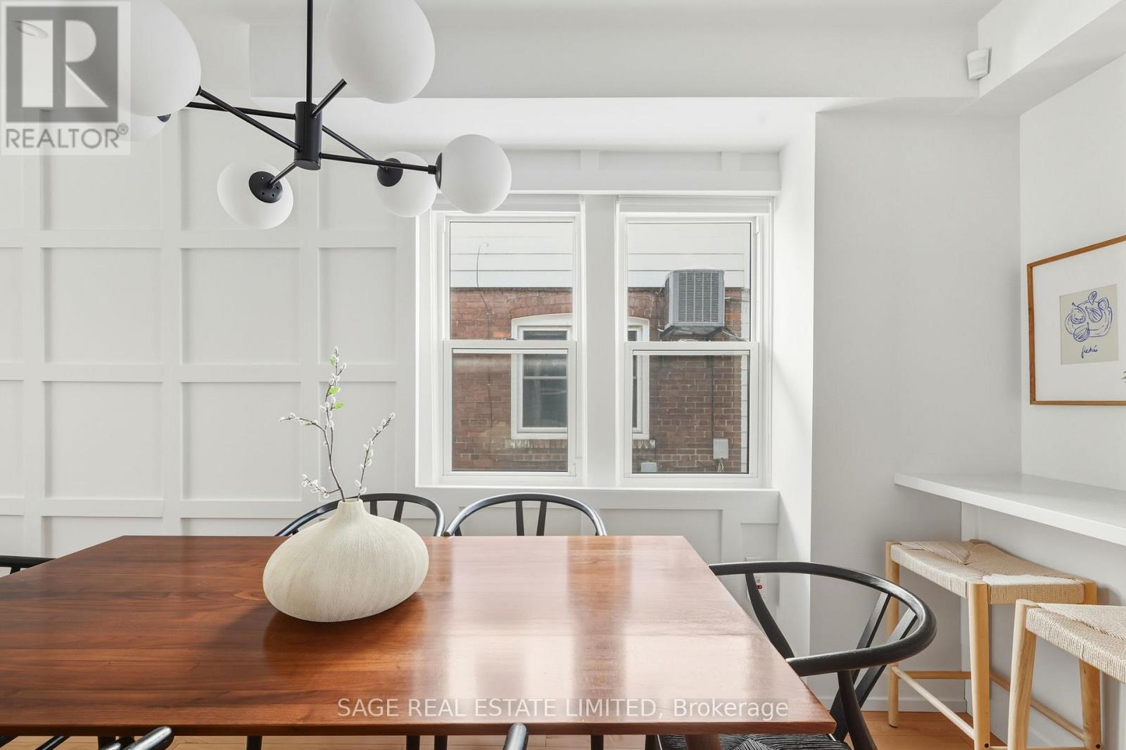 107 Hiltz Avenue, Toronto, Ontario  M4L 2N7 - Photo 9 - E12792152