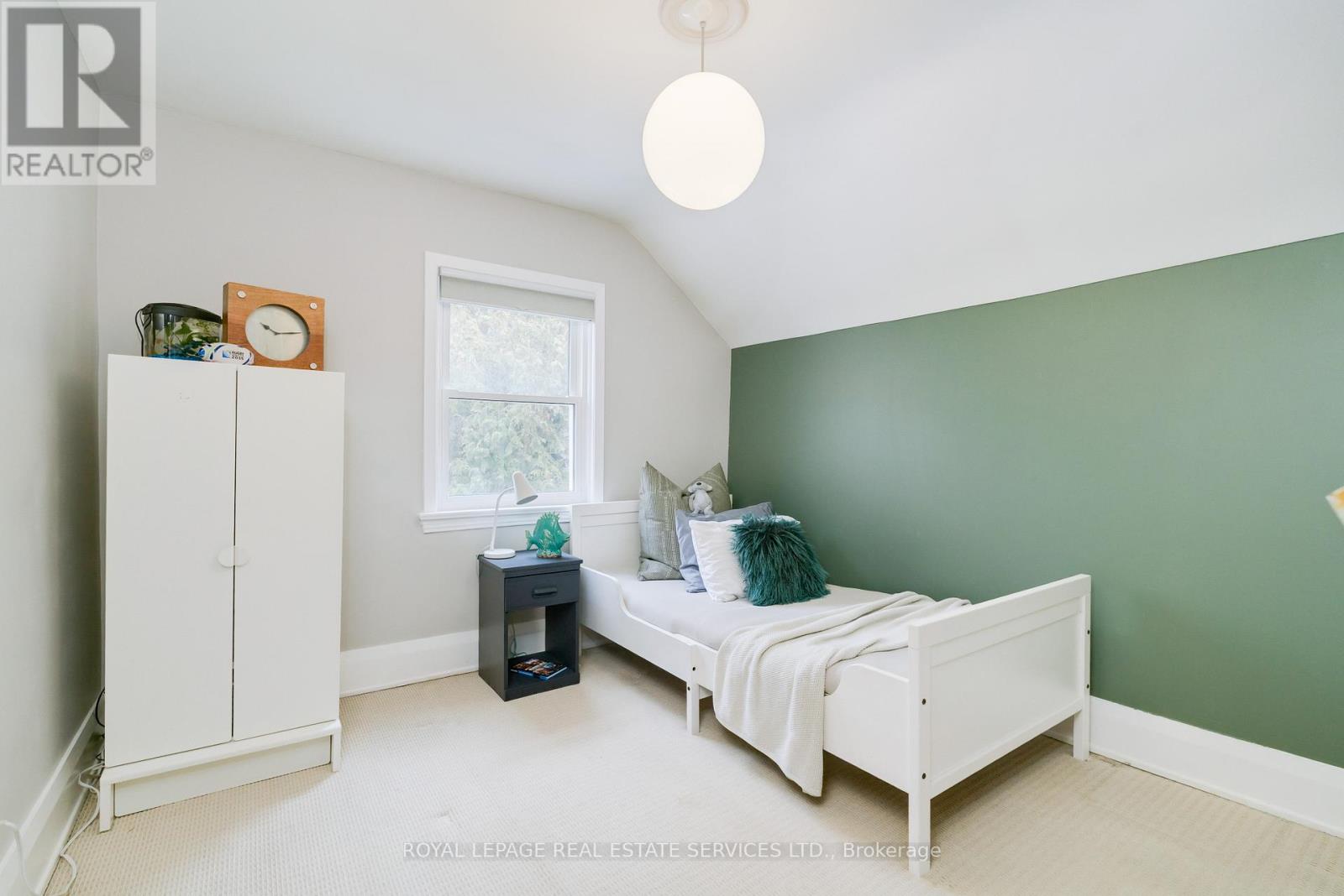 110b Hollis Avenue, Toronto, Ontario  M1N 2C8 - Photo 13 - E12792160