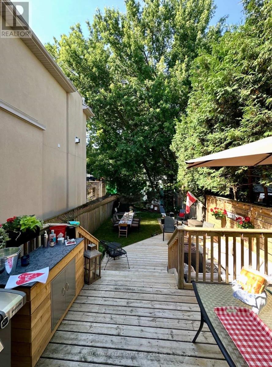 110b Hollis Avenue, Toronto, Ontario  M1N 2C8 - Photo 33 - E12792160