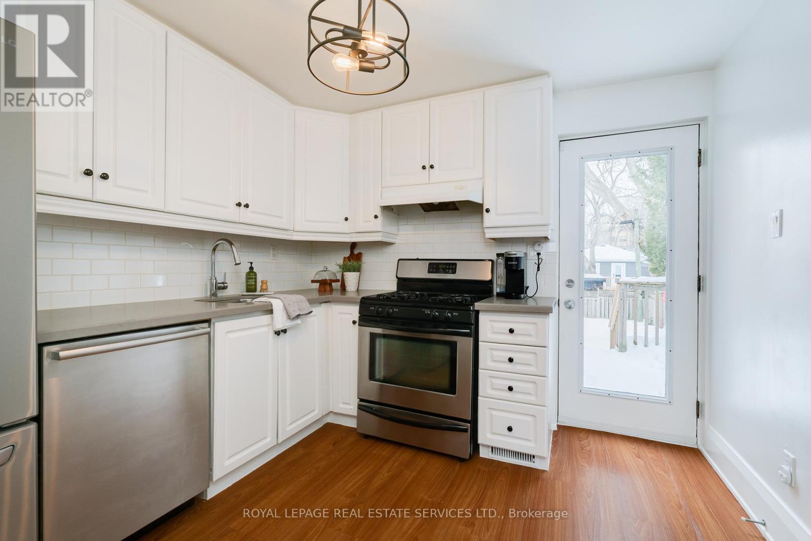 110b Hollis Avenue, Toronto, Ontario  M1N 2C8 - Photo 8 - E12792160