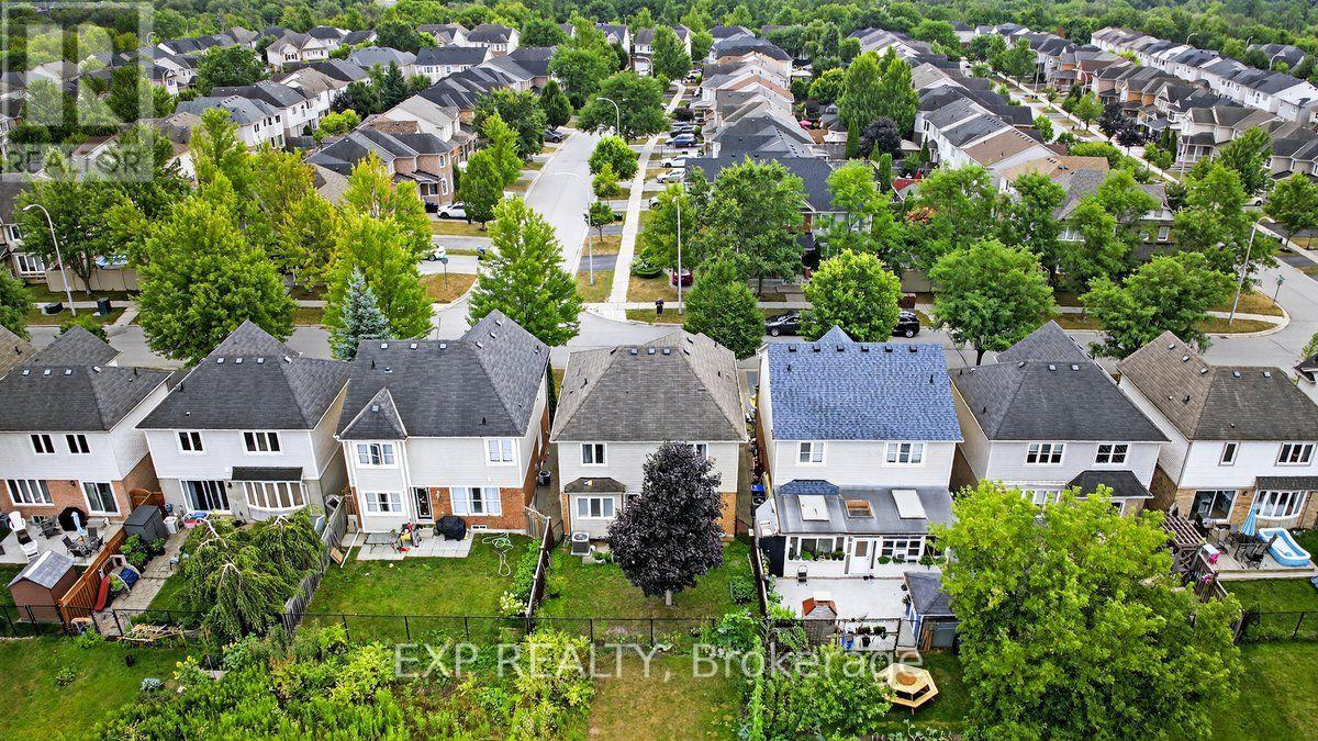 38 John W Taylor Avenue, New Tecumseth, Ontario  L9R 0B6 - Photo 4 - N12792094