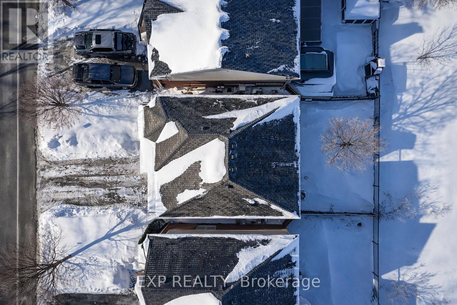 38 John W Taylor Avenue, New Tecumseth, Ontario  L9R 0B6 - Photo 5 - N12792094