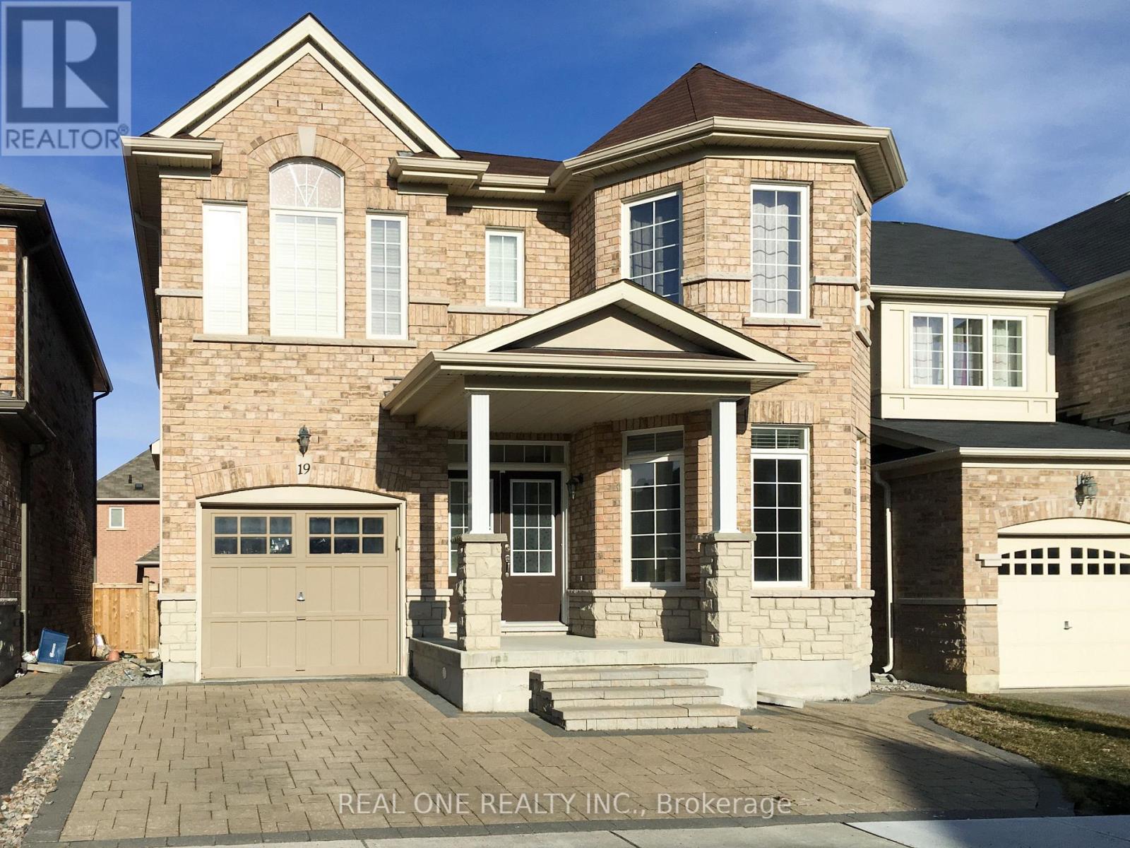 19 FRED MCLAREN BOULEVARD, Markham, Ontario