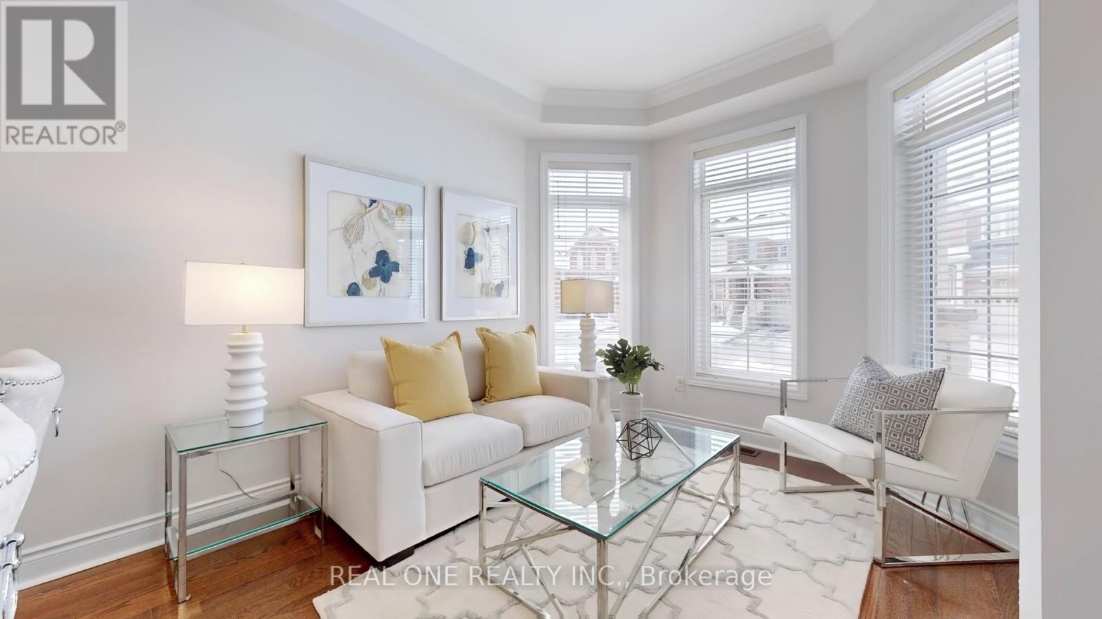 19 Fred Mclaren Boulevard, Markham, Ontario  L6E 0L3 - Photo 4 - N12792100