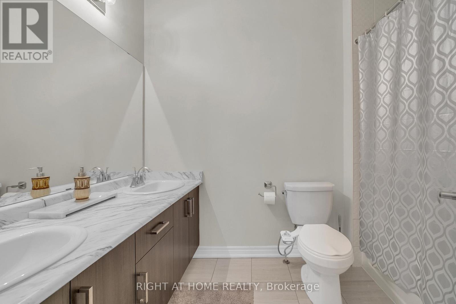 126 Blackwell Crescent, Bradford West Gwillimbury (Bradford), Ontario  L3Z 4L3 - Photo 26 - N12792110