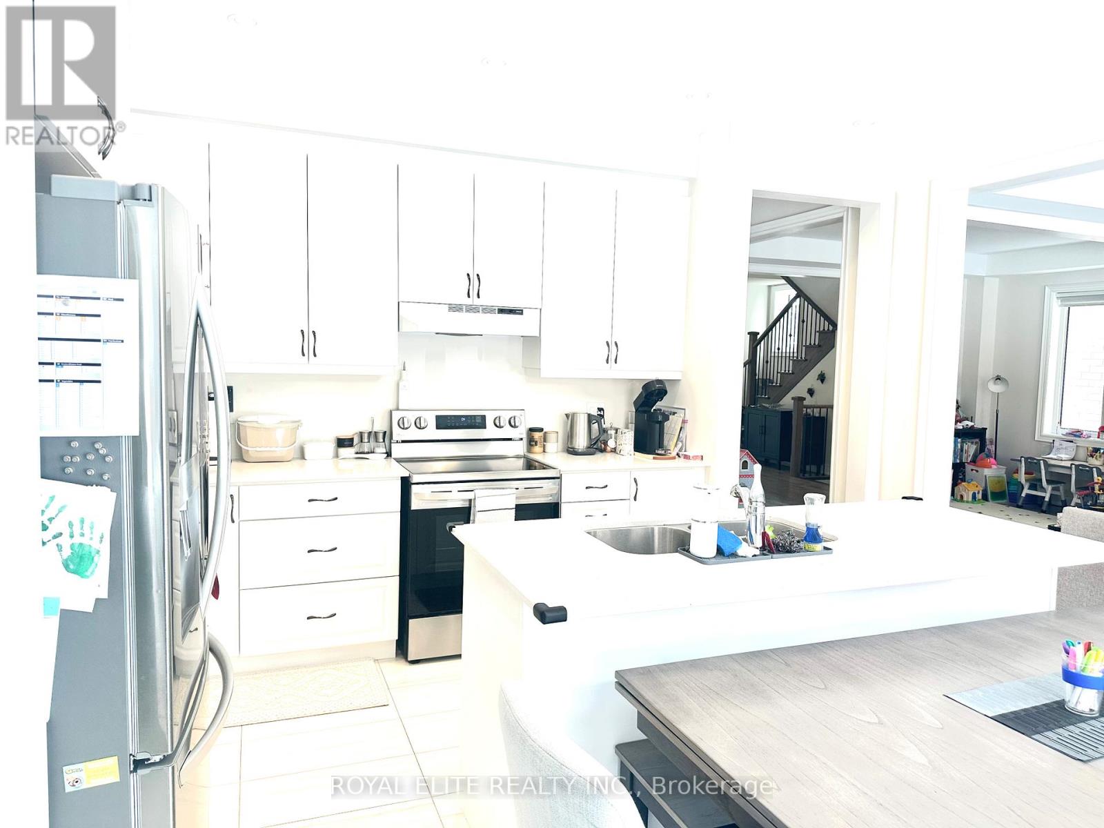 38 Kenneth Rogers Crescent, East Gwillimbury, Ontario  L9N 0S2 - Photo 10 - N12792118