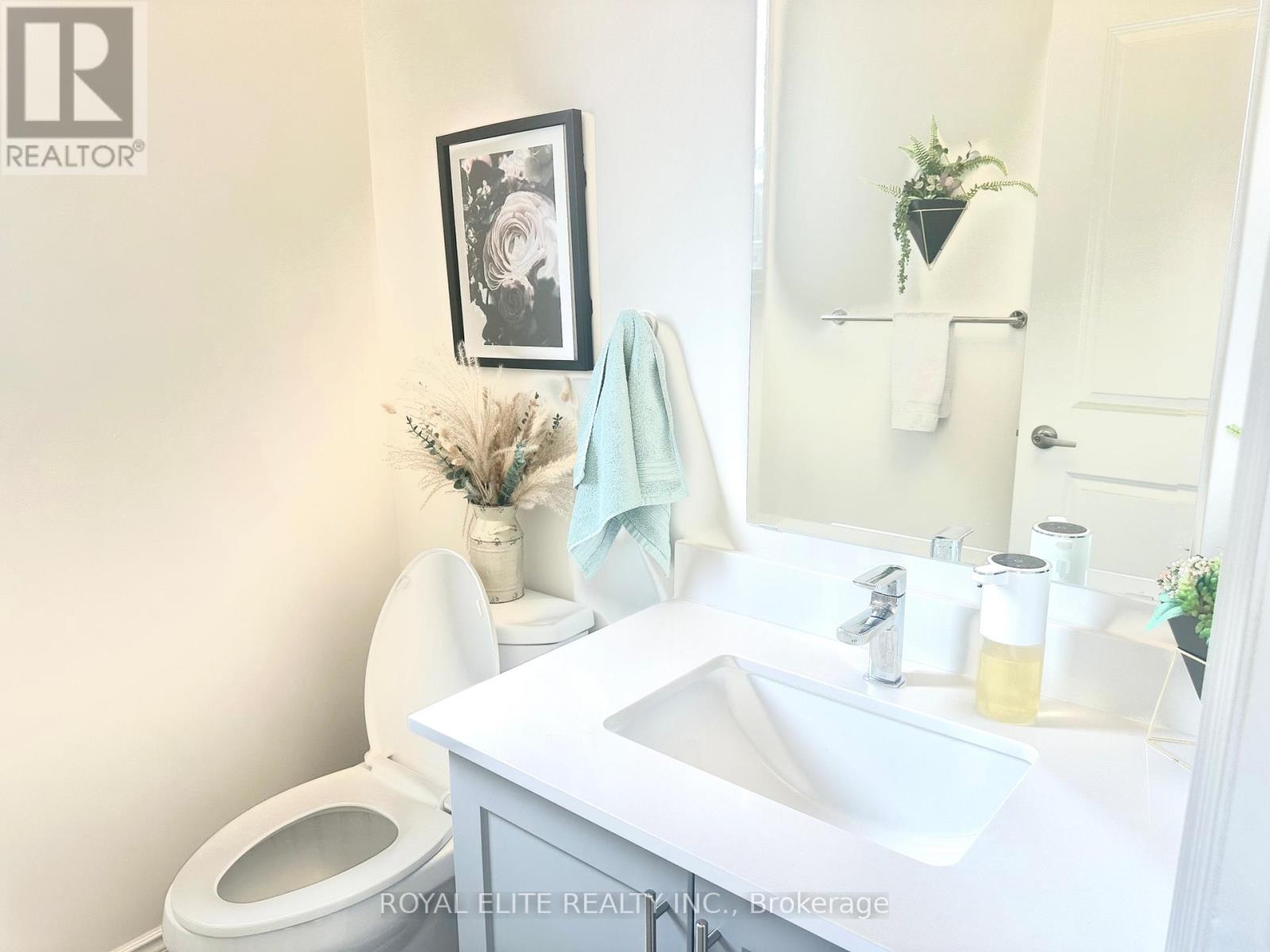 38 Kenneth Rogers Crescent, East Gwillimbury, Ontario  L9N 0S2 - Photo 20 - N12792118