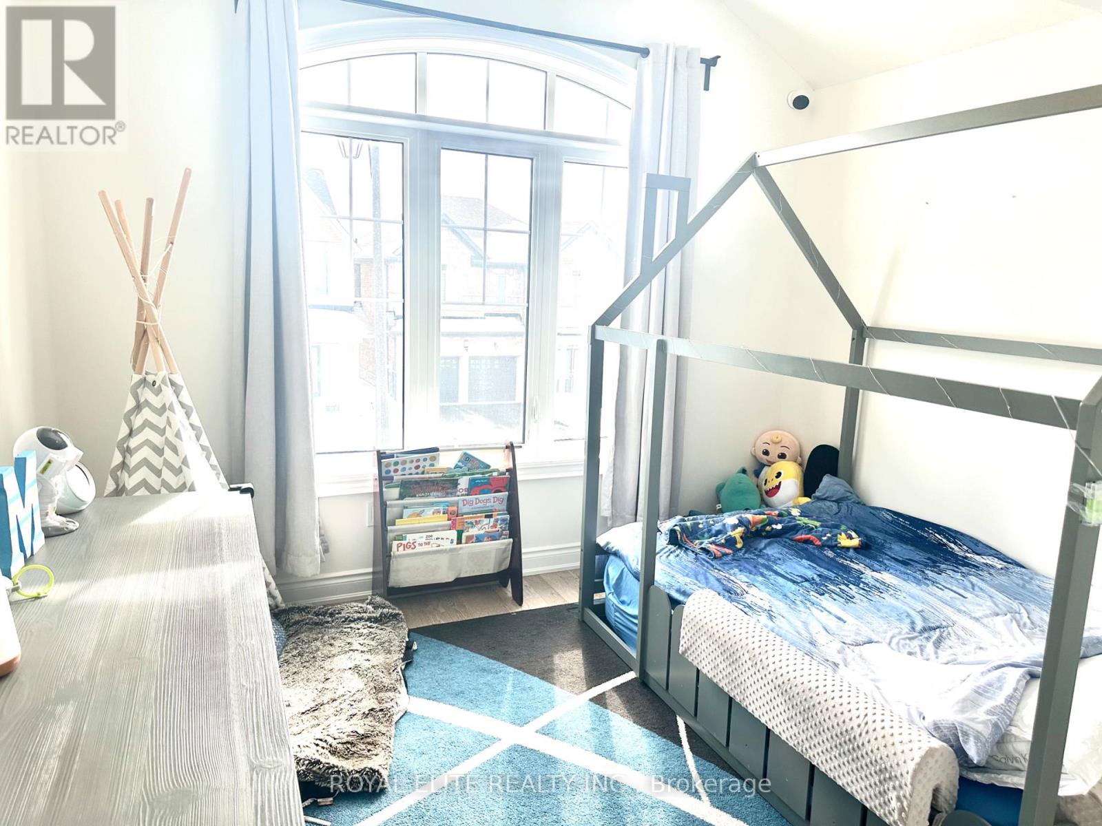 38 Kenneth Rogers Crescent, East Gwillimbury, Ontario  L9N 0S2 - Photo 26 - N12792118