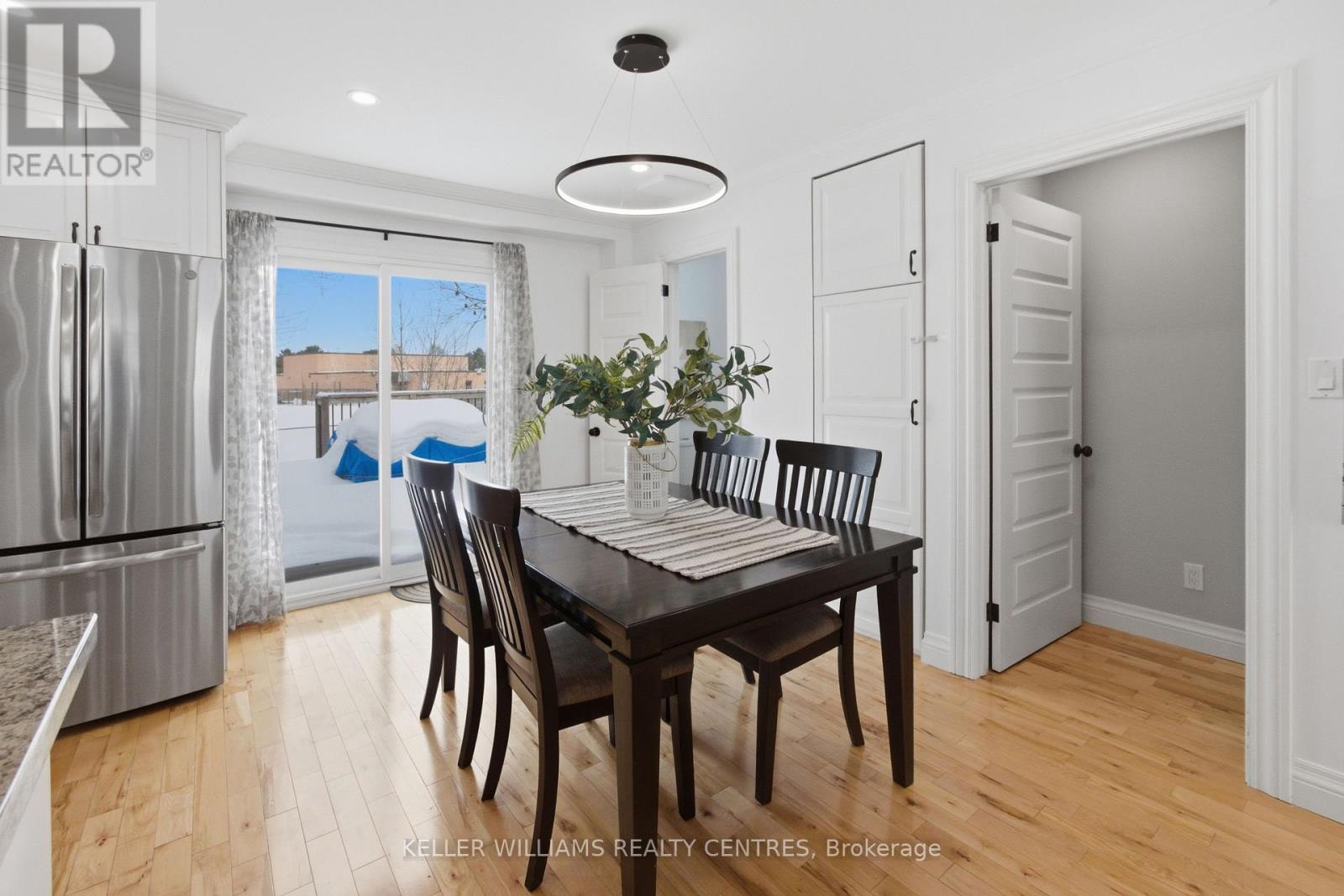 469 Dixon Boulevard, Newmarket, Ontario  L3Y 5C9 - Photo 10 - N12792132