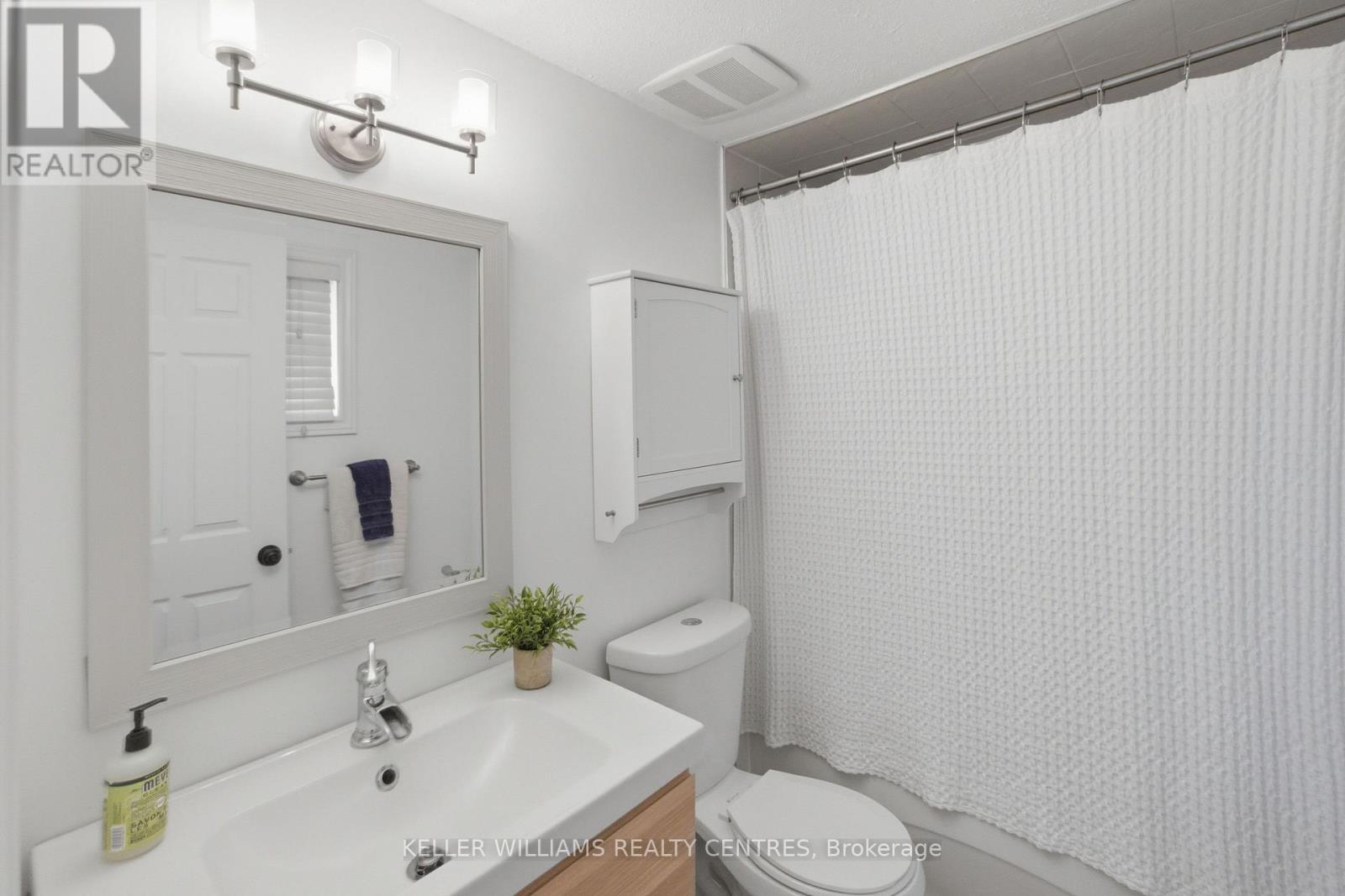 469 Dixon Boulevard, Newmarket, Ontario  L3Y 5C9 - Photo 20 - N12792132