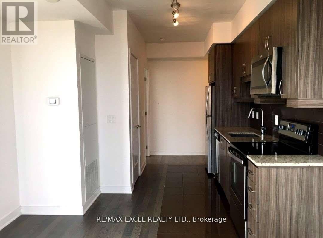 2109 - 9201 Yonge Street, Richmond Hill, Ontario  L4C 1H9 - Photo 6 - N12792144